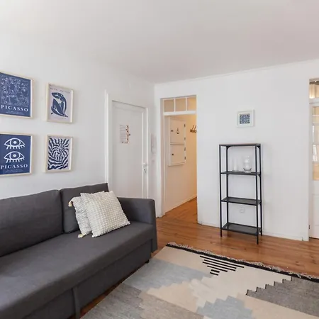 Apartment Flh - Central Flat In Bairro Alto Lisbon
