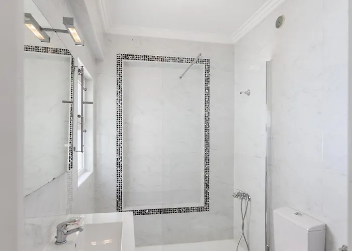 Flh - Flat In Bairro Alto شقة Lisboa